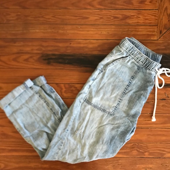 Aerie Chambray Distressed Pants 
